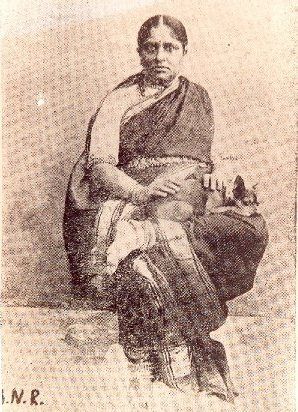 Bangalore Nagarathnamma: Indian Carnatic singer Bangalore Nagarathnamma with her pet dog (3 November 1878 - 19 May 1952)