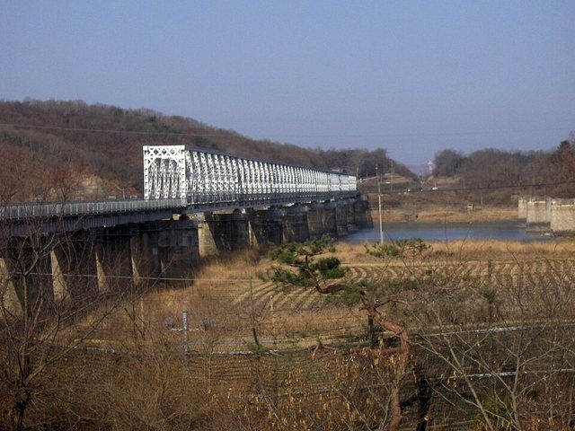 Imjingak Park & the Freedom Bridge: Imjingak park was built to console those from both sides who are unable to return to their hometowns, friends and families because of the divisi