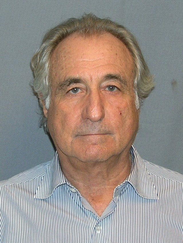 Bernie Madoff: Bernard Madoff 2009 mug shot (3x4 cropped)
