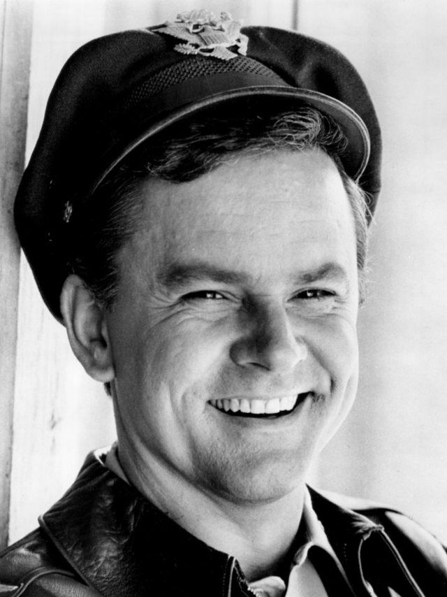 Bob Crane: Bob Crane Colonel Hogan 1969