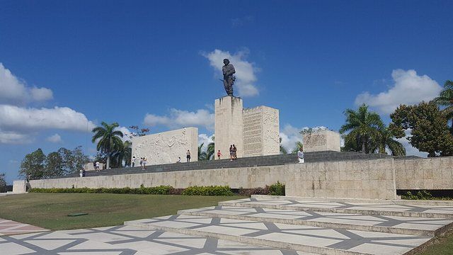 Che Guevara Mausoleum Santa Clara Cuba: Che Guevara Mausoleum in Santa Clara
