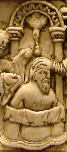 Clovis I: Saint Remy baptise Clovis détail