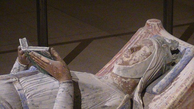 Eleanor of Aquitaine: Church of Fontevraud Abbey Eleanor of Aquitaine effigy