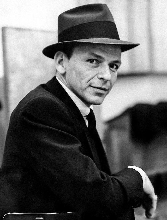 Frank Sinatra: Frank Sinatra (1957 studio portrait close-up)