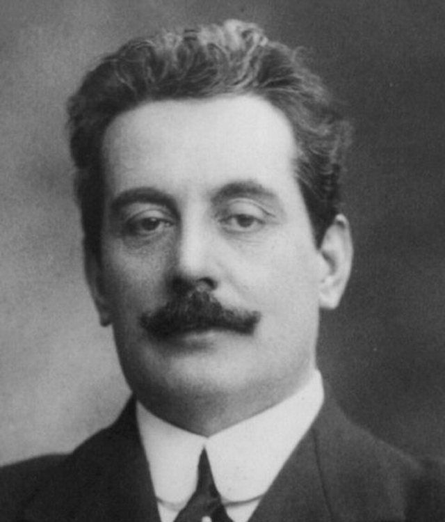 Giacomo Puccini: Giacomo Puccini LCCN2005685154 (1) cropped