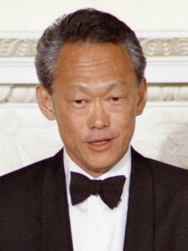 Lee Kuan Yew: Prime Minister Lee Kuan Yew of Singapore Making a Toast at a State Dinner Held in His Honor, 1975