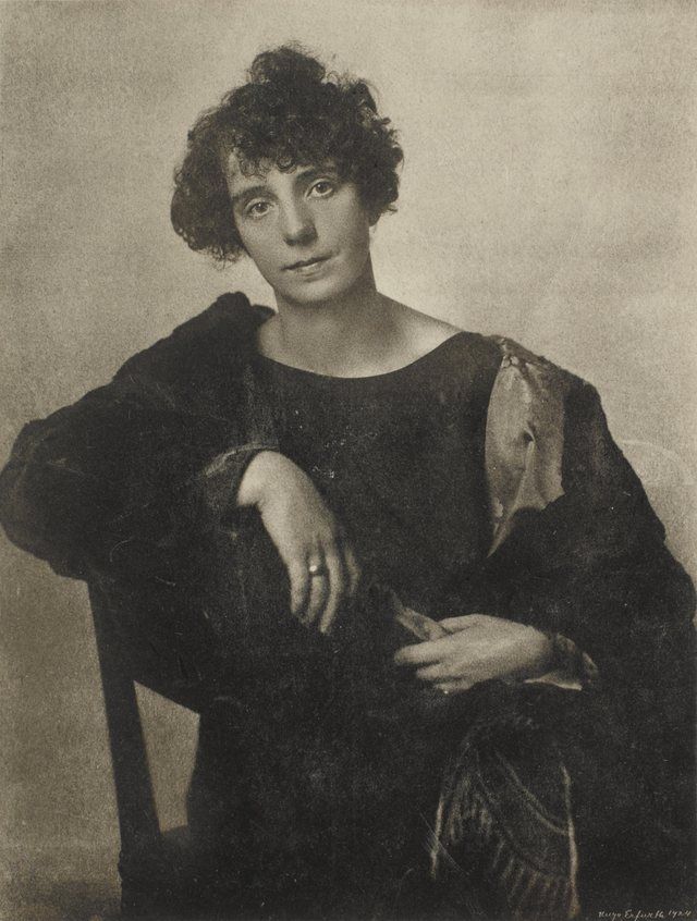 Nina Kandinsky: Portrait de Nina Kandinsky, Hugo Erfurth, 1924
