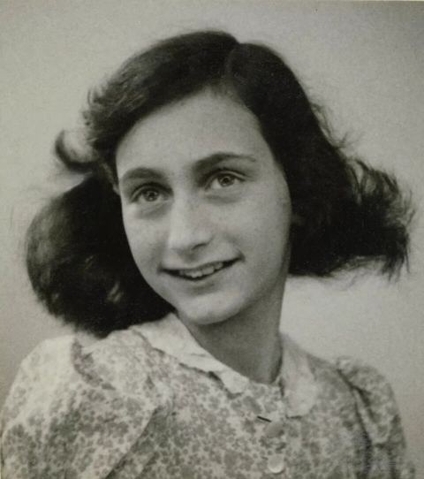 Anne Frank: Anne Frank passport photo, May 1942 (cropped)