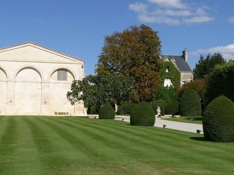 Château Mouton Rothschild, where the story took place