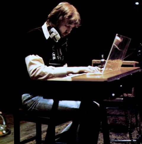 Harry Nilsson: Trade ad for Harry Nilsson's single "Many Rivers To Cross".To better adapt it to his respective Wikipedia article, the ad was cropped and cleaned in a graphics editi