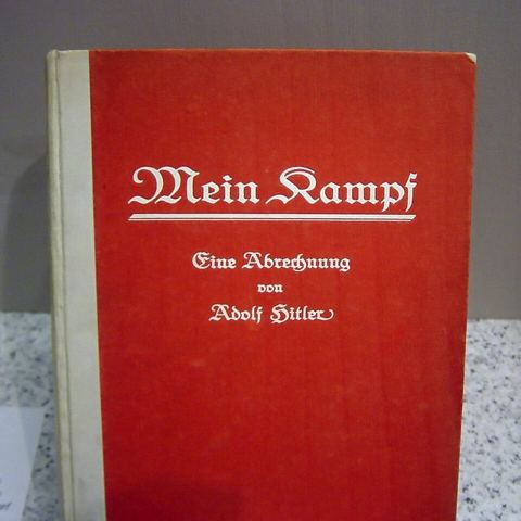 Erstausgabe von Mein Kampf: First edition of Adolf Hitler's book "Mein Kampf", July 1925. An exhibit of the German Historical Museum in Berlin