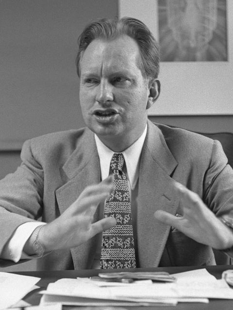 L. Ron Hubbard: L. Ron Hubbard in 1950 (cropped 3x4)