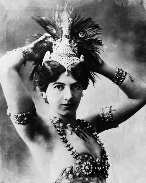 Mata Hari: MataHari15
