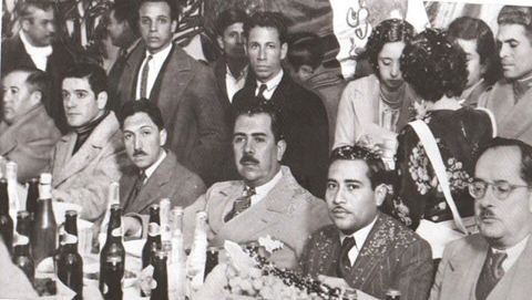 Presidente Lázaro Cárdenas reunido con Sindicato obrero veracruzano en 1938: Banquete ofrecido al Presidente de México Lázaro Cárdenas por el Sindicato de Santa Rosa (hoy Ciudad Me