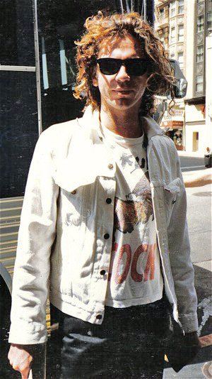 Michael Hutchence: Michael-hutchence-INXS-1986