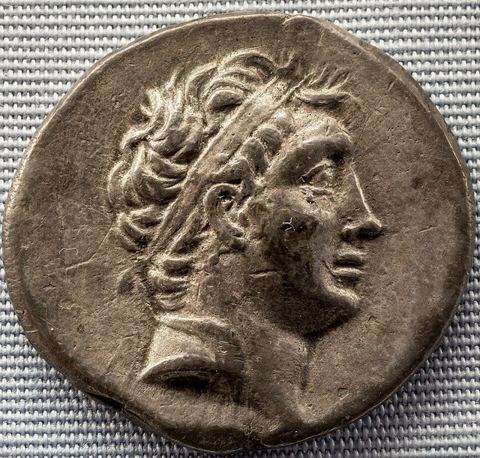 Nicomedes IV of Bithynia: Bithynia - king Nikomedes IV - 94-74 BC - silver tetradrachm - head of Nikomedes IV - Zeus - München SMS 01