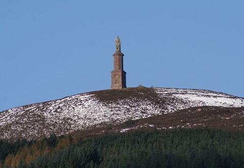 Statue of the Duke of Sutherland, Ben Braggie, Golspie (2994889656): Statue of the Duke of Sutherland, Ben Braggie, Golspie