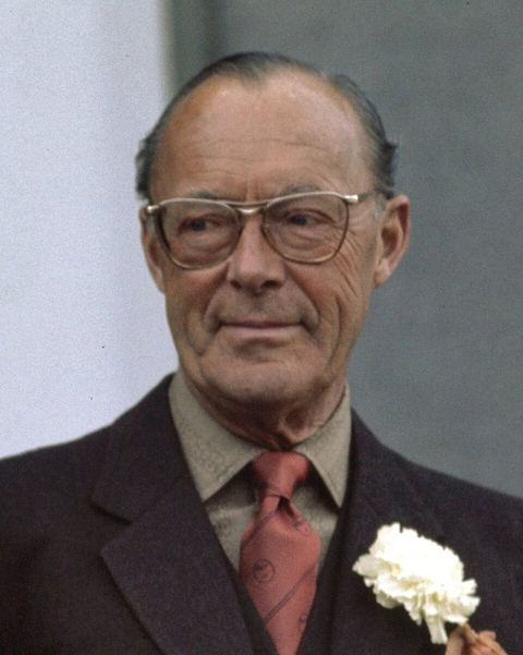 Prince Bernhard of Lippe-Biesterfeld: Bernhard of Lippe-Biesterfeld 1976