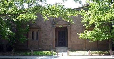 Yale Skull and Bones Tomb: The Skull & Bones Tomb, circa 2006.