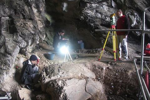 Cueva del miron: Hallados restos humanos en la cueva del Mirón (Cantabria, España) que podrían corresponder al primer enterramiento del Magdaleniense encontrado en la Península Ibé
