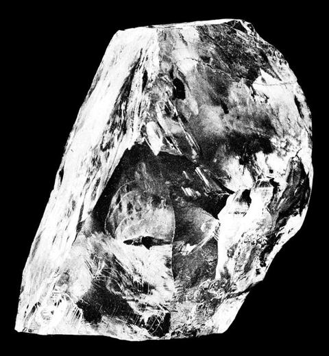 Rough cullinan diamond: The rough Cullinan diamond.