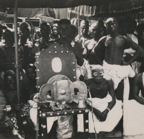 Golden stool 31 January 1935: Photo of the Asante Golden Stool with its immediate caretaker.