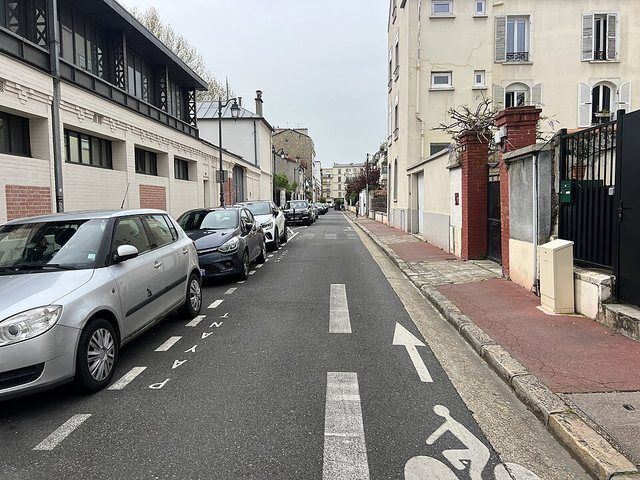Rue Louis Vuitton - Asnières-sur-Seine (FR92) - 2024-04-06 - 1: Rue Louis-Vuitton, Asnières-sur-Seine.